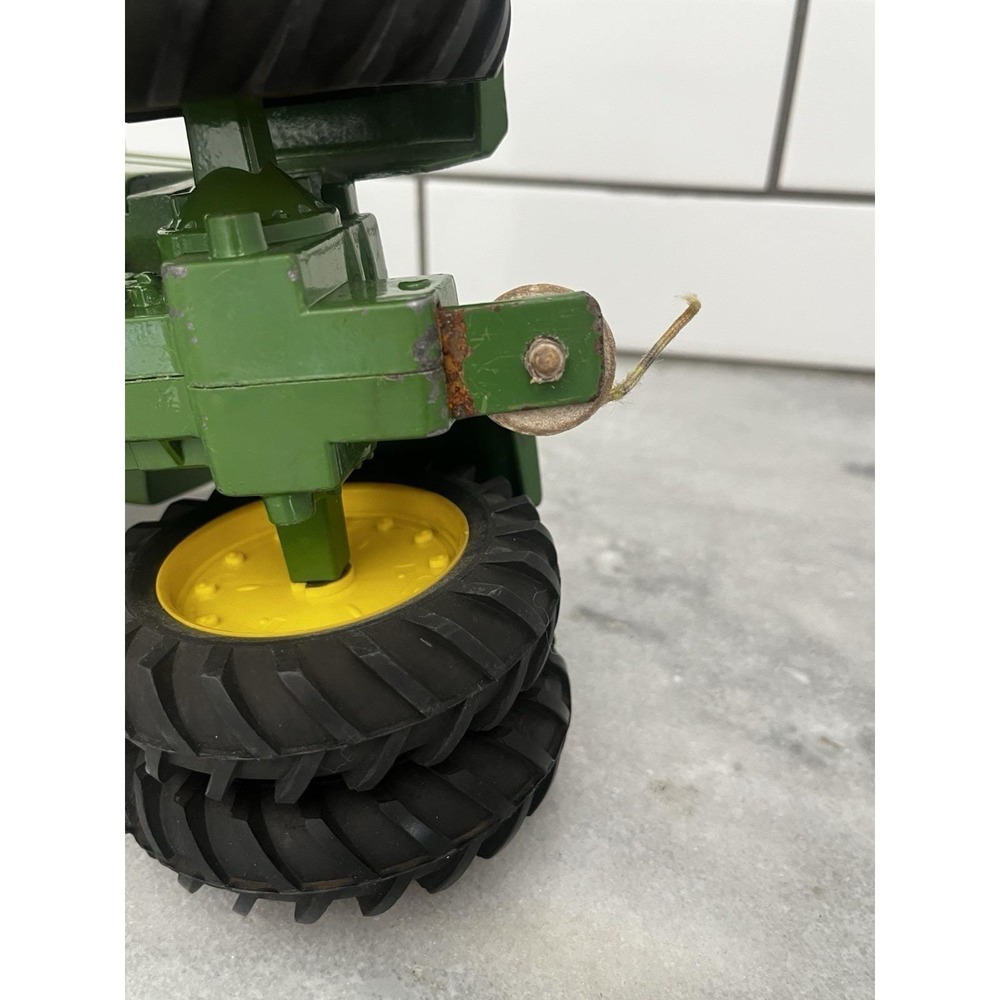 Vintage Ertl John Deere Articulated 4WD Tractor, Dual‎ Wheels, 1:16 U.S.A. - Picture 7 of 10